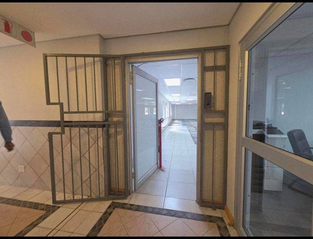 BUSINESS PROPERTY TO RENT IN MENLYN